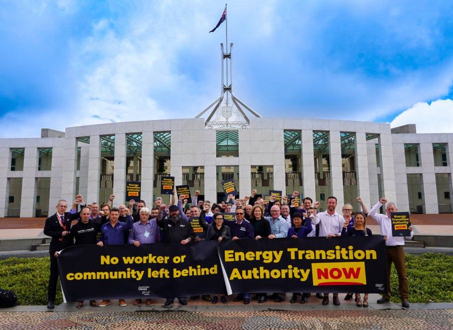 Group photo of MEU Delegates with Michele O'Neill of the ACTU