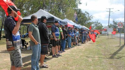 MEU members on the picket line of Anglo American coal mine German Creek
